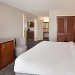Courtyard By Marriott Oklahoma City North/Quail Springs