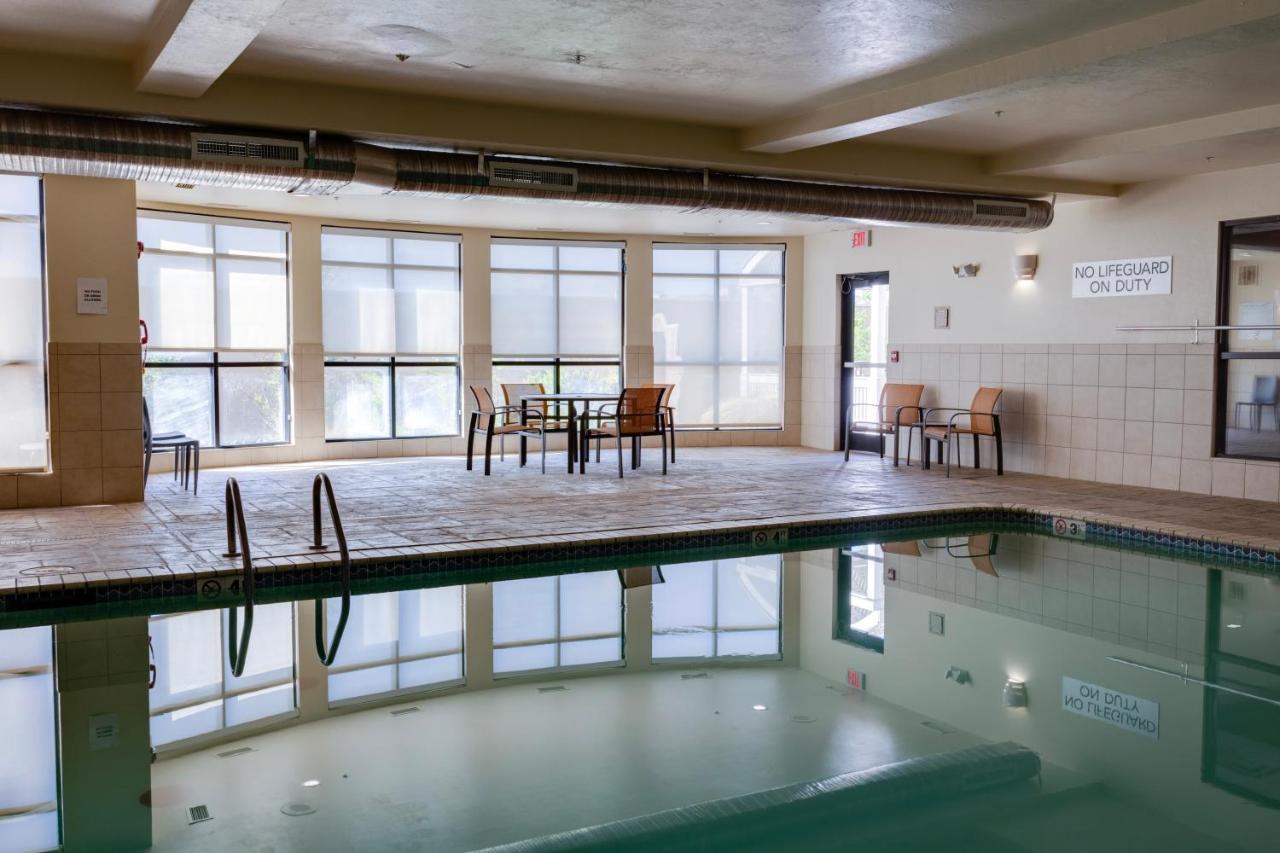 Courtyard By Marriott North/quail Springs Hotel 3*