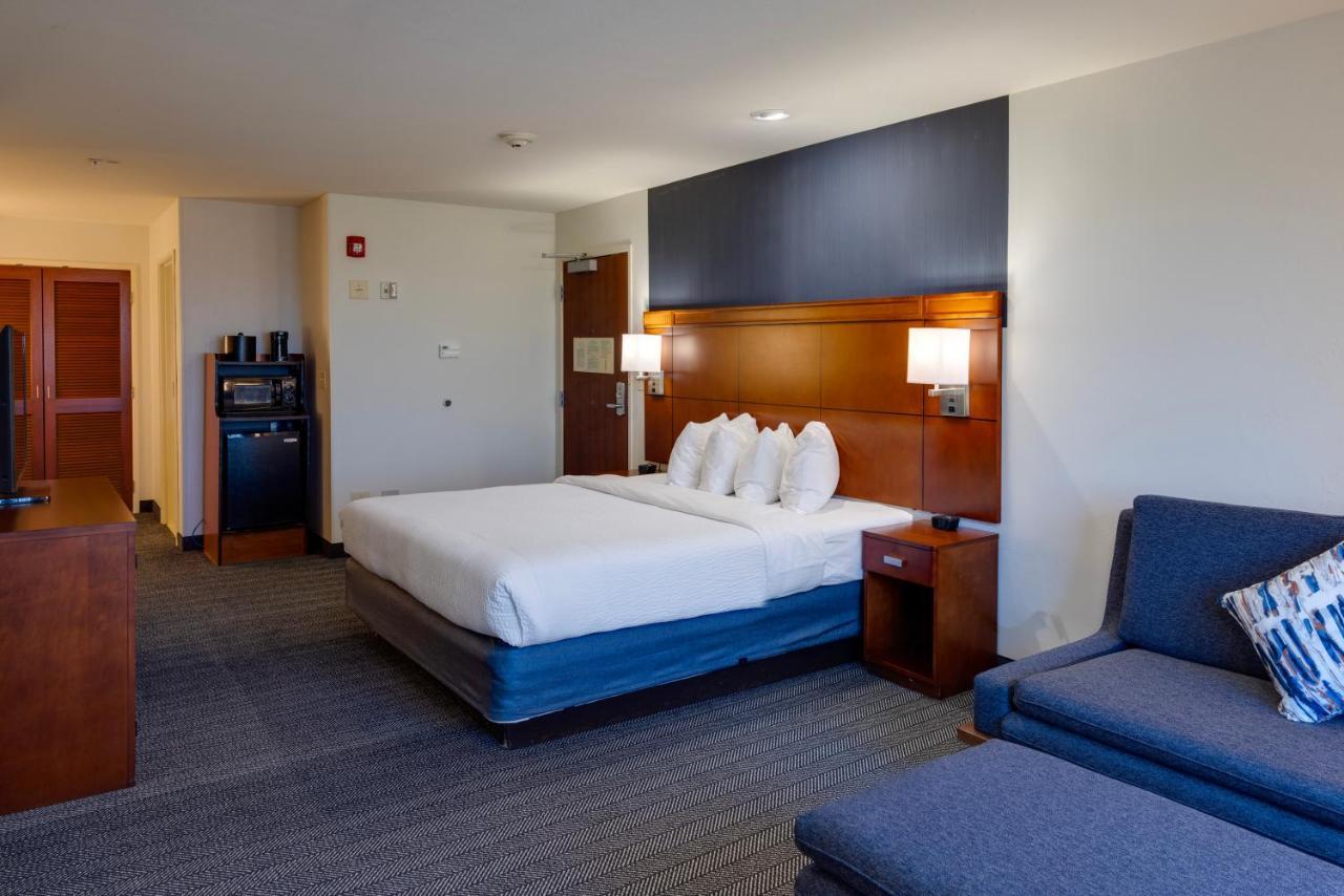 Courtyard By Marriott North/quail Springs