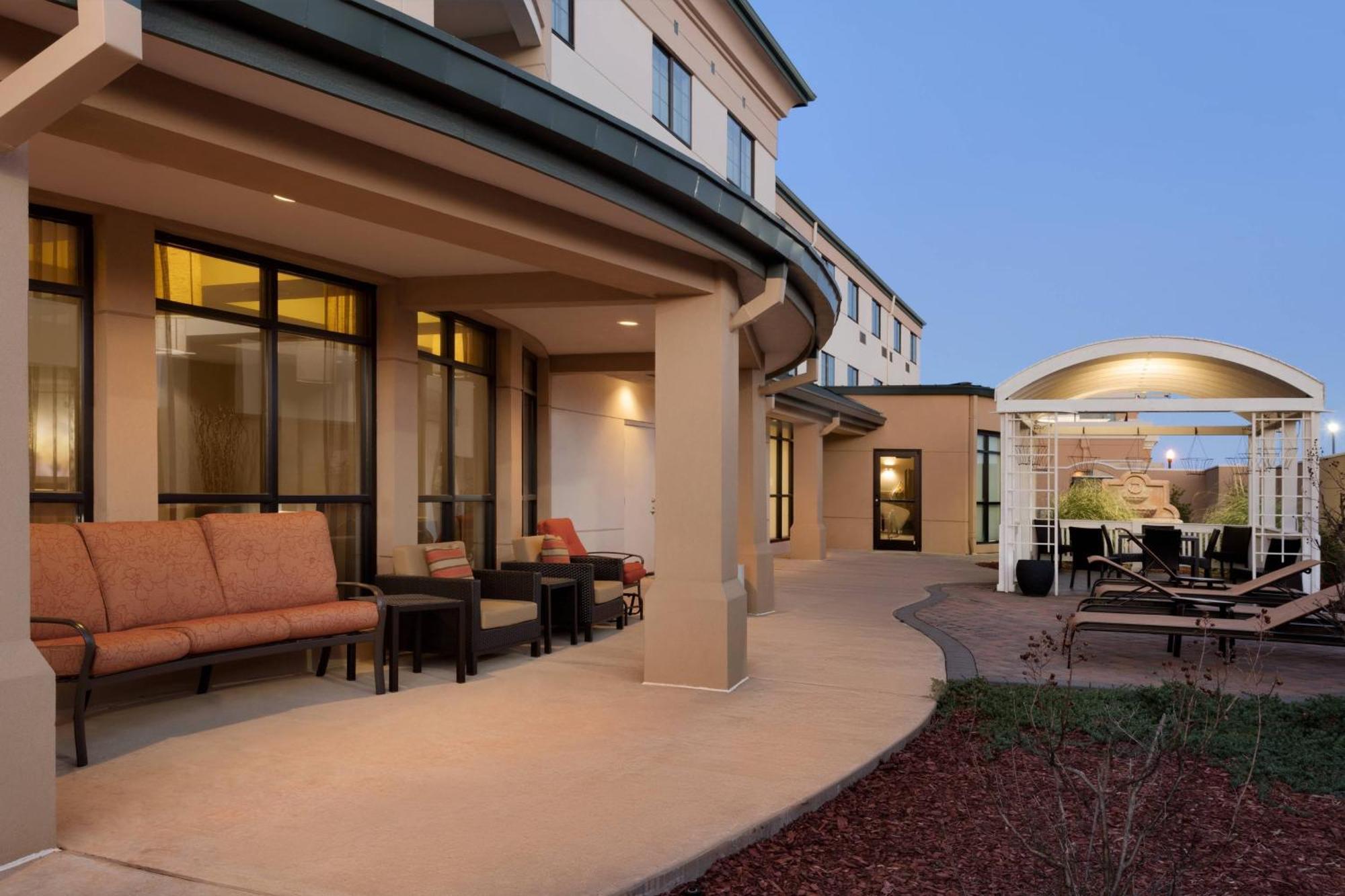 Hotel Courtyard By Marriott North/quail Springs