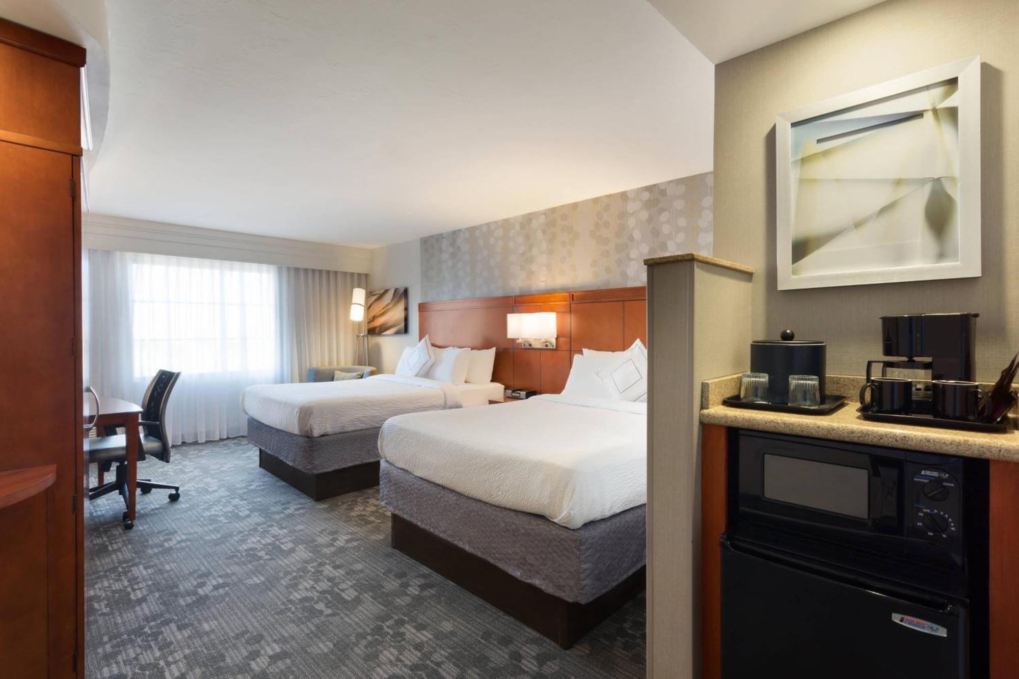 Courtyard By Marriott North/quail Springs